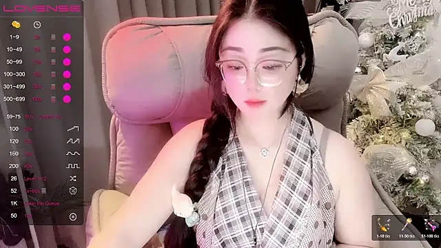 Monica-666888- webcam