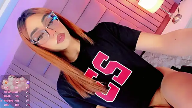 Camille_deluxe webcam