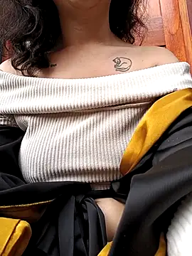 anntonella_watson webcam