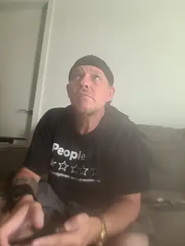 yourMasterisBored webcam