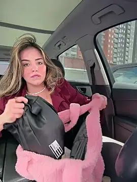 Alirawrz's Stripchat profile