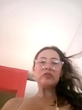 salome_69 (F milf) - Yo asoto mis nalgas