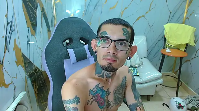 Boy_tatto77 webcam