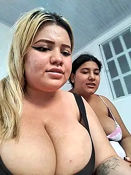 Sara_y_Amy webcam