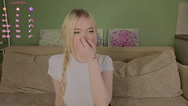 ChristinBland webcam