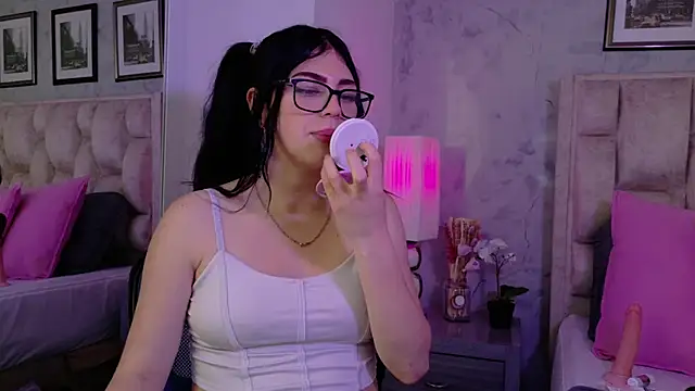 IsabellaRossi webcam