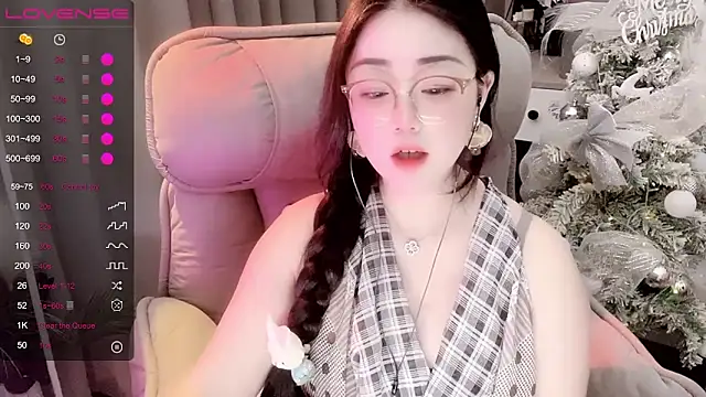 Monica-666888- webcam