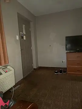 Stressreliever82 webcam