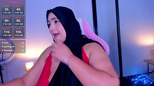 HijabiMilff webcam