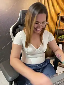 KellyBrooklyn_ webcam