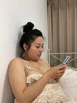 美女orangeoneday在线直播