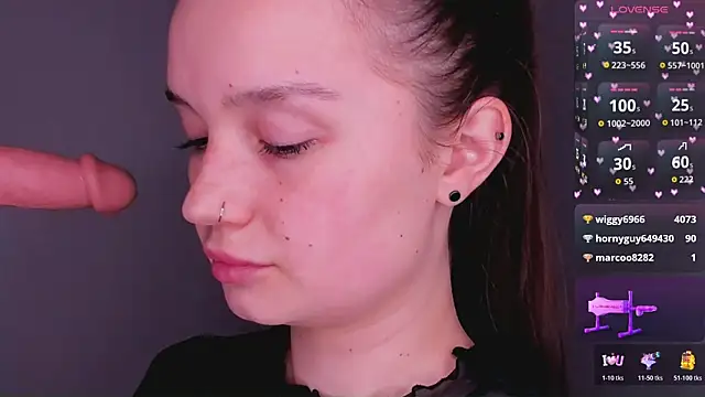 bitchpeace_ - Bitchpeace_'s free webcam - UK Sex Cams