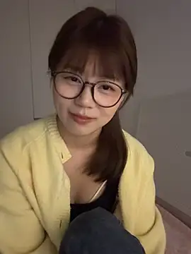 美女Nana-3在线直播