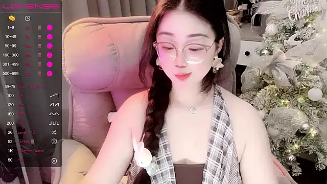 Monica-666888- webcam