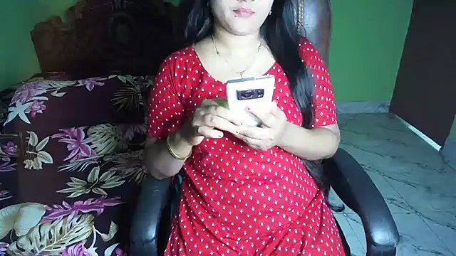 BengaliQueenStar webcam