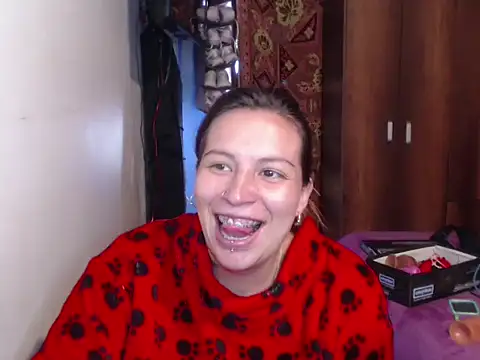 layanafuckass webcam