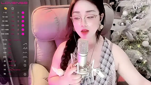 Monica-666888- webcam