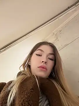 risky_mia69 - Risky_Mia69's free webcam - UK Sex Cams