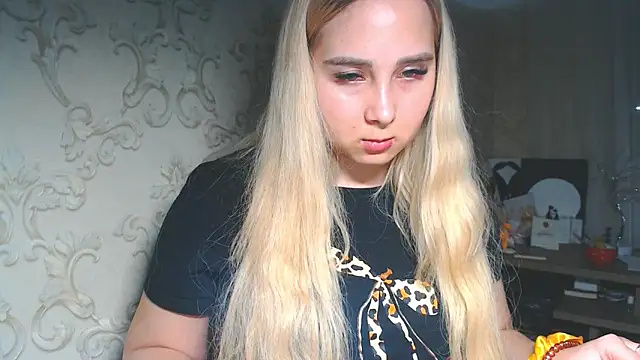 DolphinDreams live sex cam