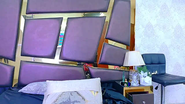 nicoleesposito - NicoleEsposito's free webcam - UK Sex Cams