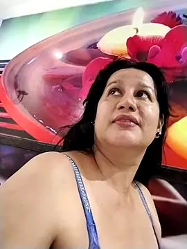 keilymadam Live Webcam on Stripchat