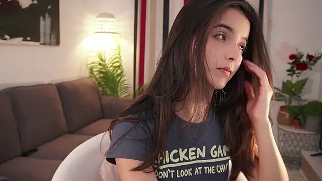 raychell_black (F young) - Shakira hot dancing