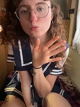 _foxygirl_ (F young) - Free boobs + lush control