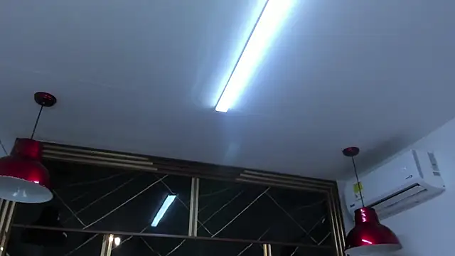 HannyThompson webcam