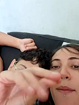 Casal_HotBrisa webcam