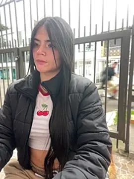 PamelaJonsom_ webcam