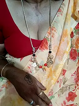 Webcam Model (negatamil)  is live.Free join now!