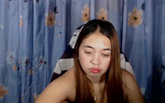 urlover_mae26 webcam