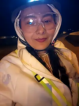 bellapaty - Bellapaty's free webcam - UK Sex Cams