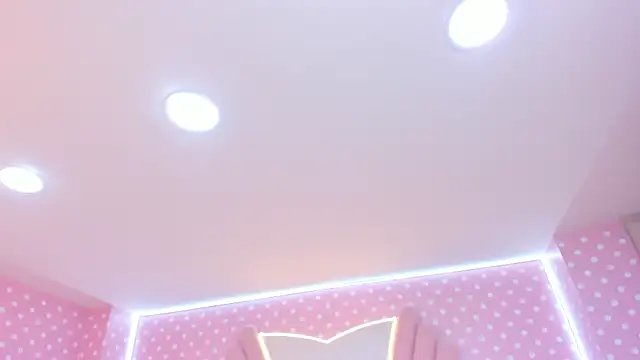 skinny_pretty_01 (F young) - SHAKE BOOBS MORE SALIVA  💦