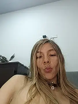 estrella_tasty webcam