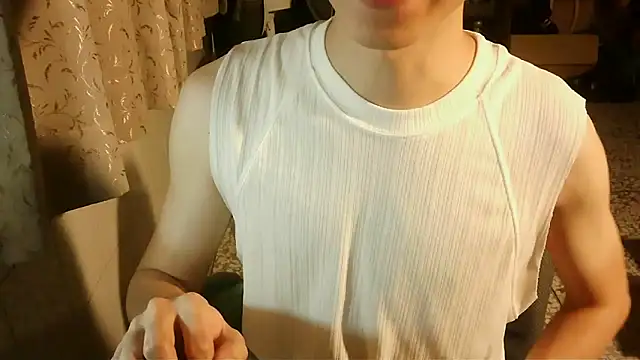 kyu890428 (M young) - 資助阿圭換筆電直播