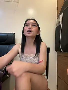 goddess_athena69 (T teen) - cum in public