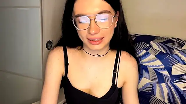 RenataBrought webcam