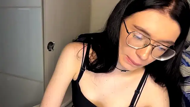 RenataBrought webcam