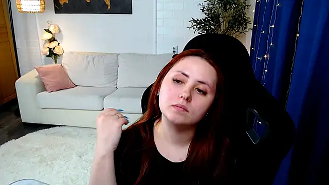 Hennessy_bunny webcam