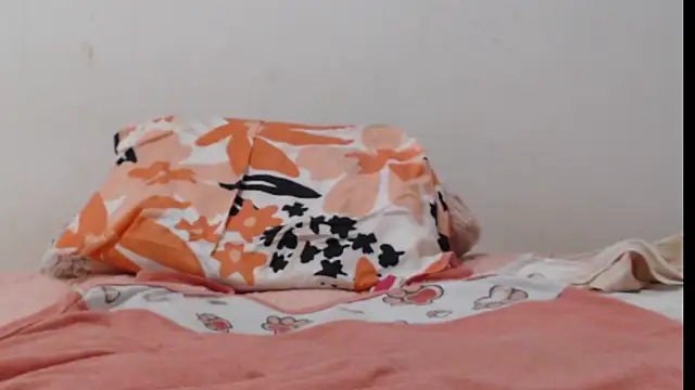 Lady_Bridgerton_ webcam