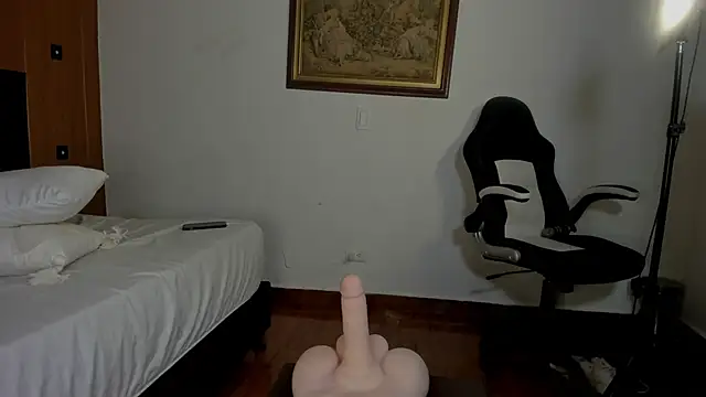 Wendy_Marchall webcam