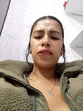 nathaly_12 (F young) - Oil on my ass at the store 🍑🤤🤭-TICKET