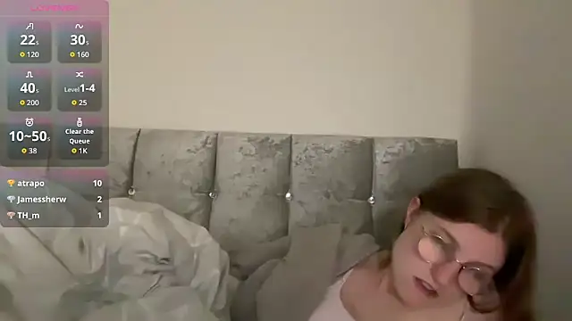 BustyKellyXXX webcam