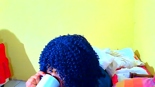 Augustine-Blooomxx webcam