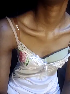 bunnybloom25 - BunnyBloom25's free webcam - UK Sex Cams