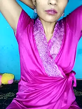 deepa_kannadatelugu (F milf) - Boobs show