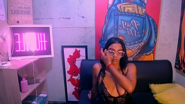 Indianzaraxxx webcam