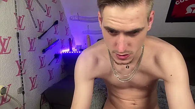 Cookieboy88's live cam