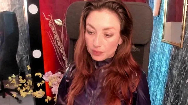 Queenscarlettsecret webcam